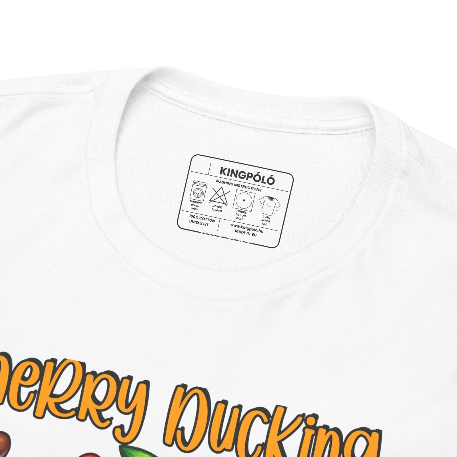 Vicces karácsonyi póló – Merry Ducking Christmas | Vicces uniszex ajándék karácsonyra - Image 3